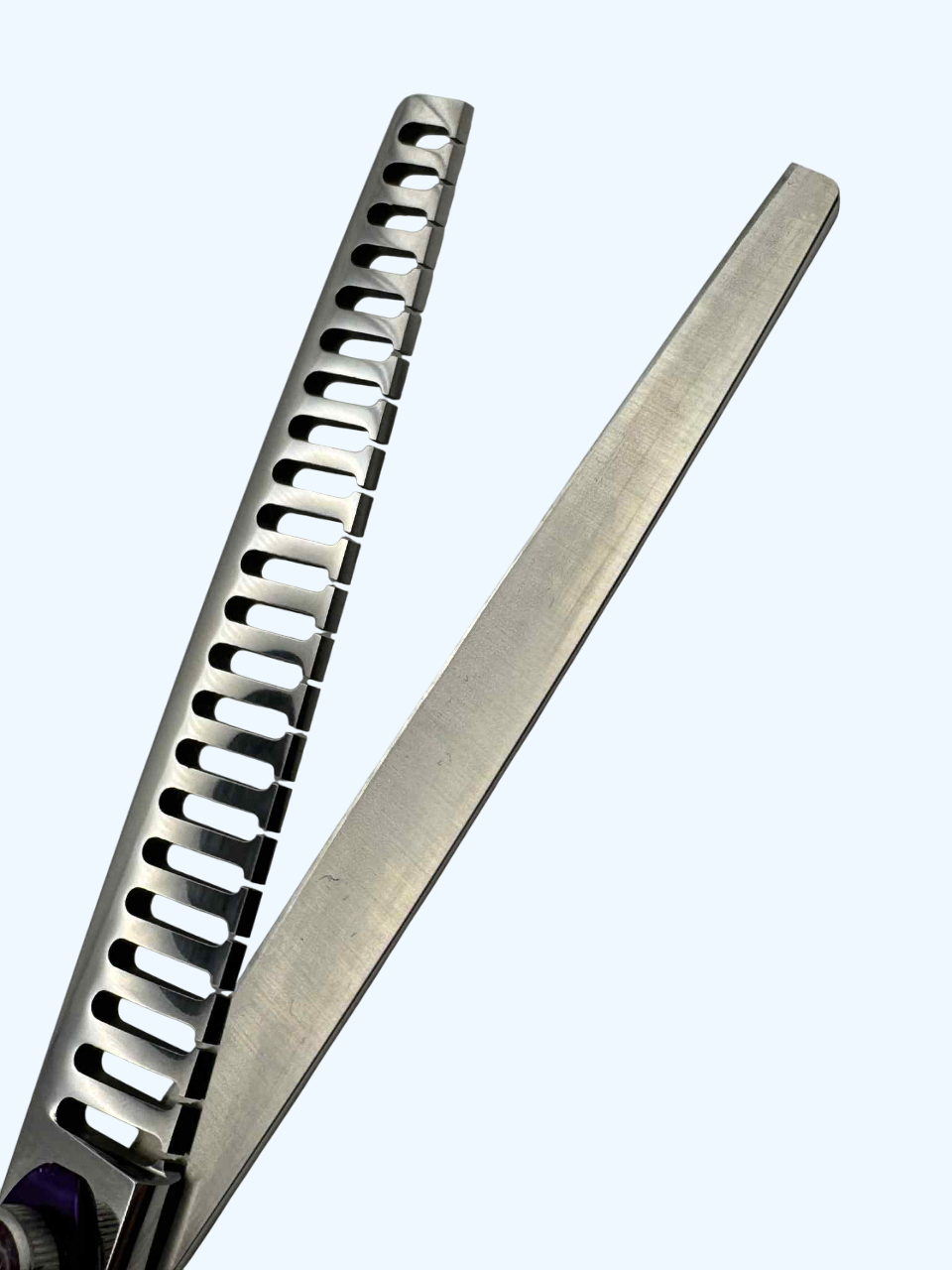 Hairy Beast Fuji 8" 22 Tooth Chunker Texturising Grooming Scissor - Image 2