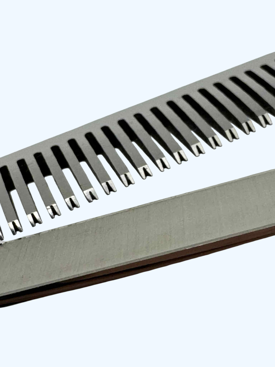 Hairy Beast Fuji 7" 54 Tooth Thinner Blender Grooming Scissor - Image 4